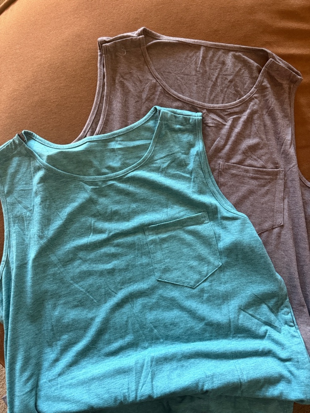 2-Pack men’s Pocket Snap Tank Tops in Teal and grey